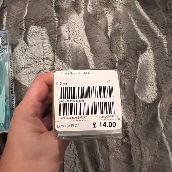 JoJo Maman Bébé Yellow Kids' Flexible Sunglasses with Straps. New in Box. - Picture 3 of 3